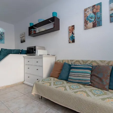 Costa Adeje 1 Bed With Pool View Vakantiehuis *